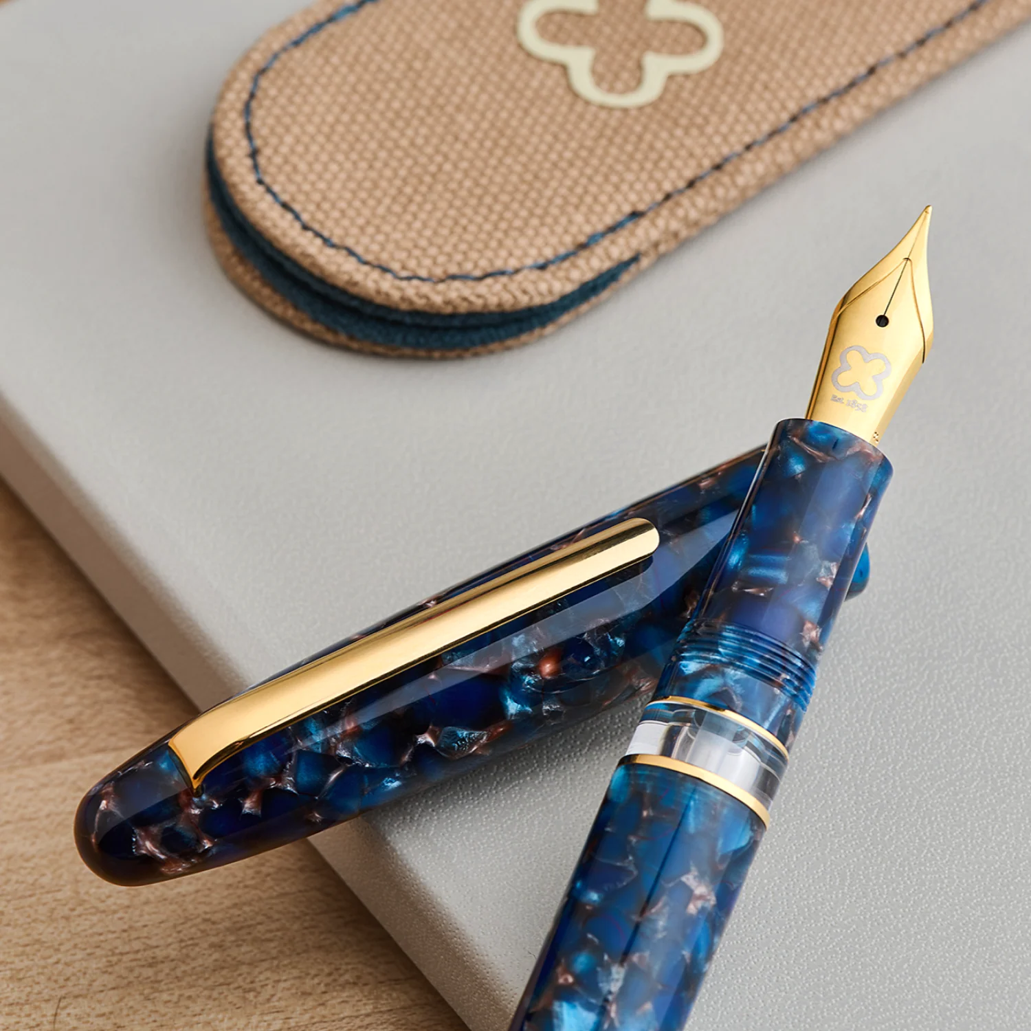 Nouveau Bleu Estie - Image 18